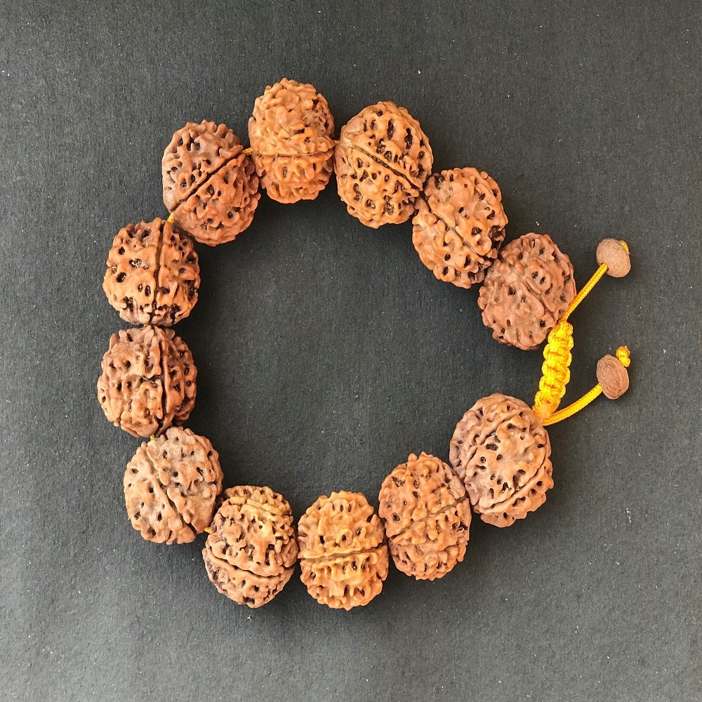 1586767803_5_Mukhi_Rudraksha_Braclete_3.jpg